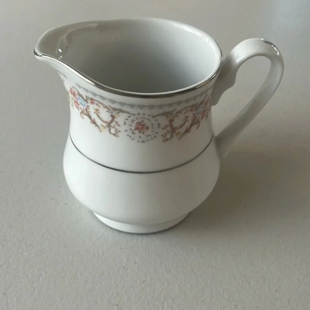 Vintage SILVERIE FINE CHINA CREAMER
